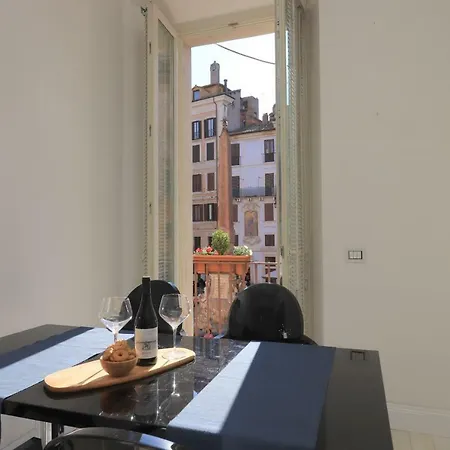 Your Balcony At The Pantheon Lejlighedshotel *